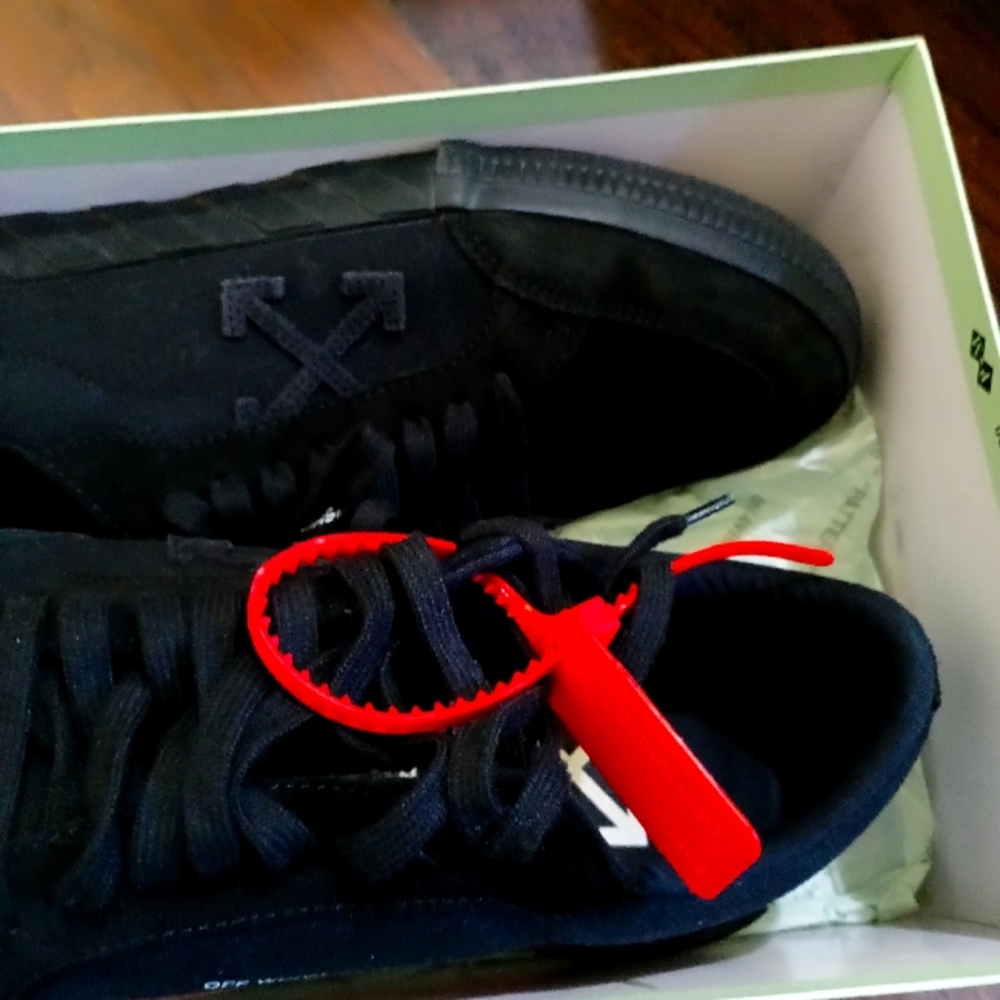 Off-white sb shoes sive 12 only wear once